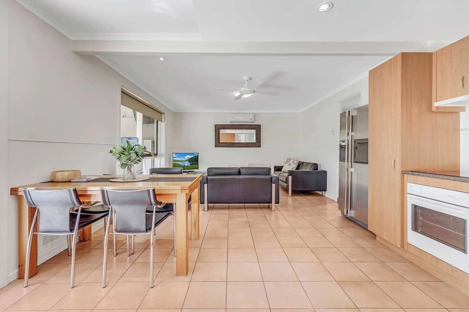 Downstairs kitchen/living