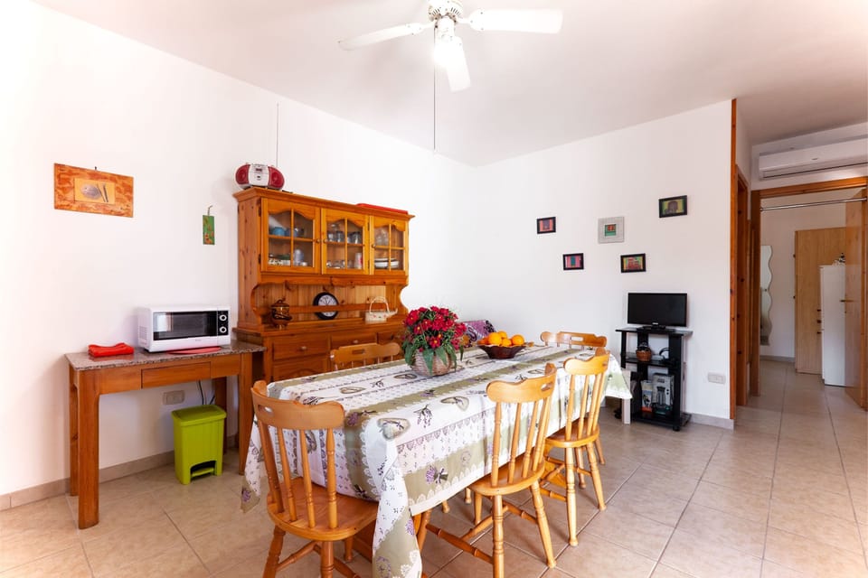 Living and dining room
