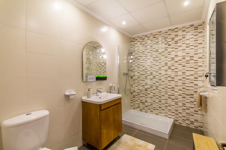 Ensuite Bathroom