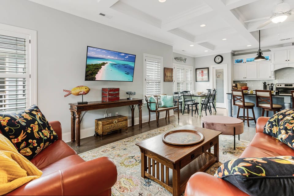 Just beyond the living area is the dining table. With its proximity to the kitchen, serving & cleanup are quick & easy!