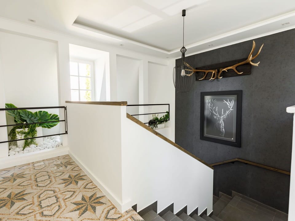 Property, Window, Wood, Interior Design, Houseplant, Floor, Hall, Flooring, Rectangle, Real Estate