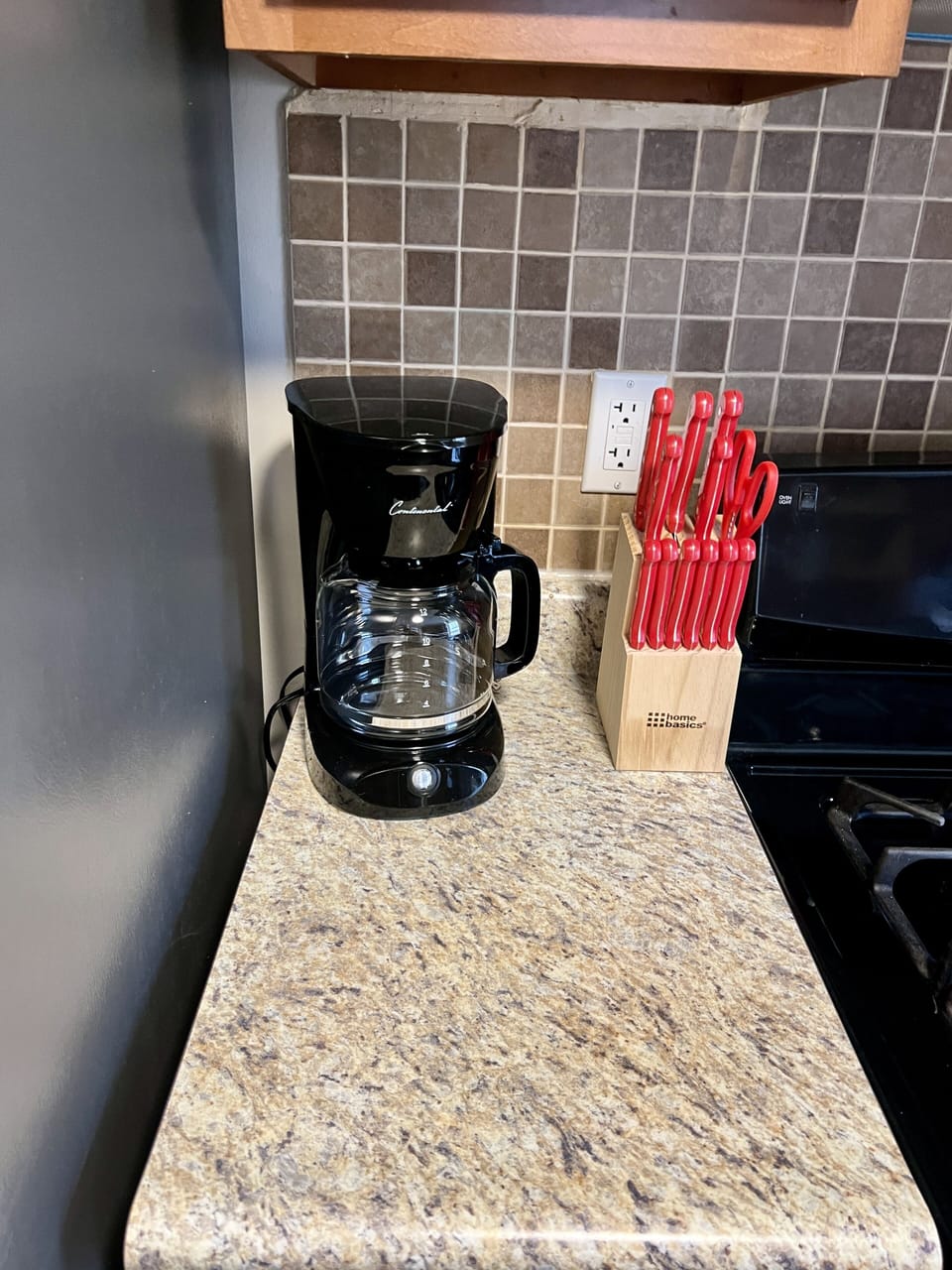 Coffee pot and knife set 