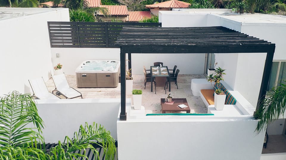 Terrazas - aerial view of master balcony
