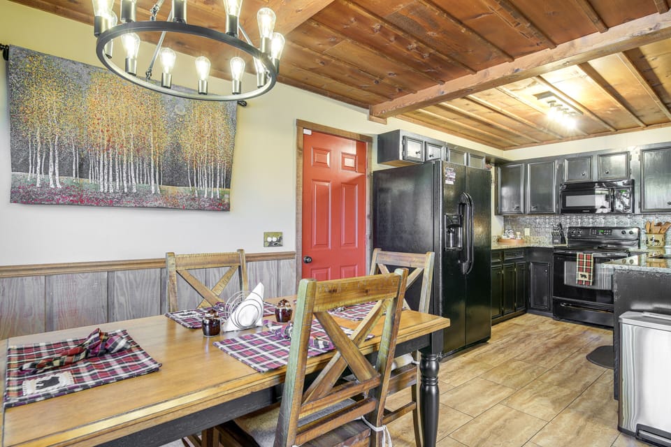 Kitchen | 1st Floor | Dishwasher | Cooking Basics