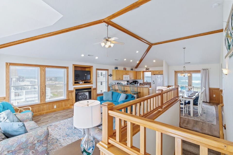 Top Level Living Area