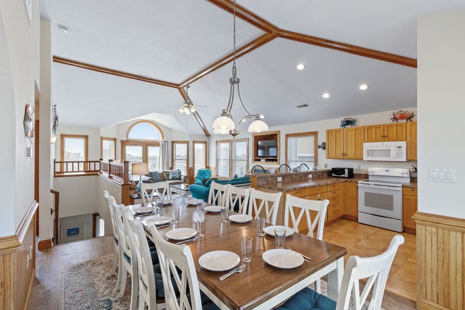 Top Level Dining Area