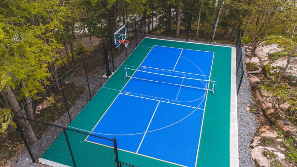 Sport court