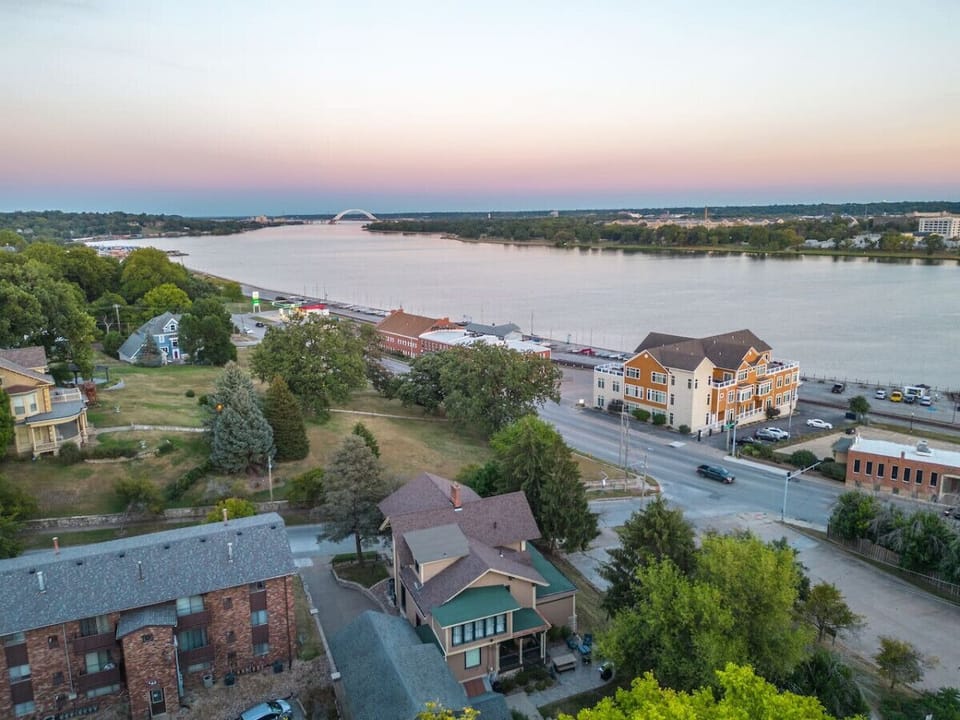 Home views of the river and new I 74 Bridge in the distance