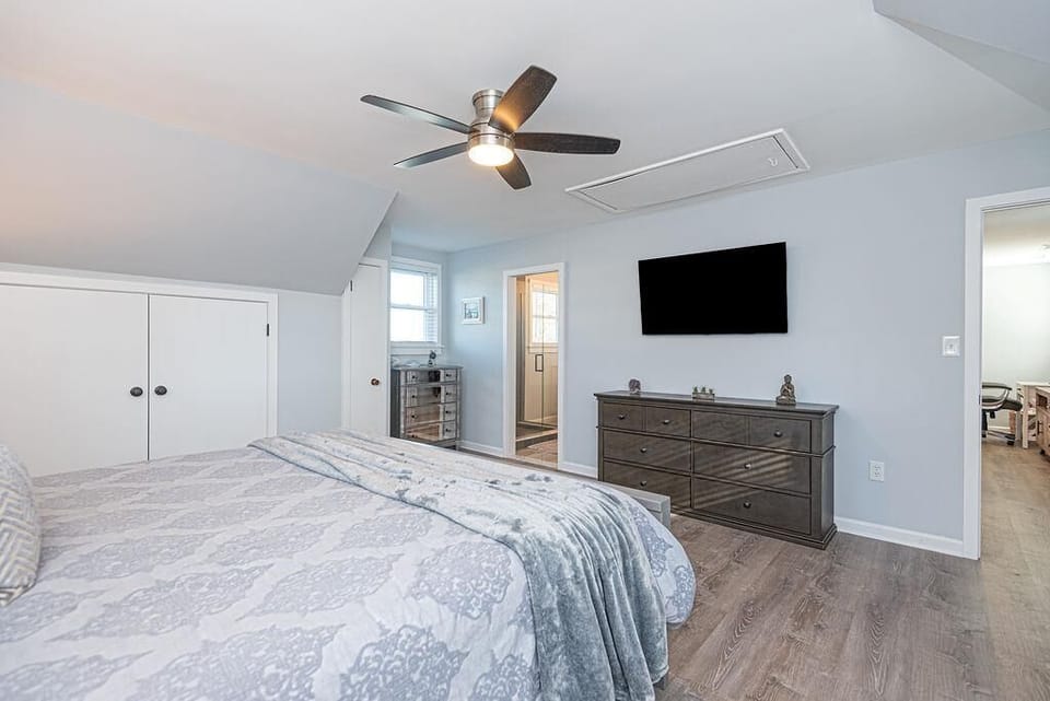 Master Bedroom, View 3, Upstairs