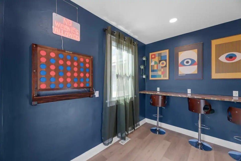Connect 4 and desk area- perfect for remote workers