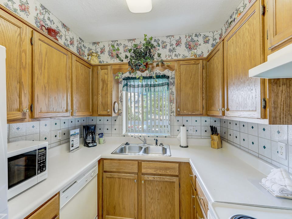 Full Kitchen