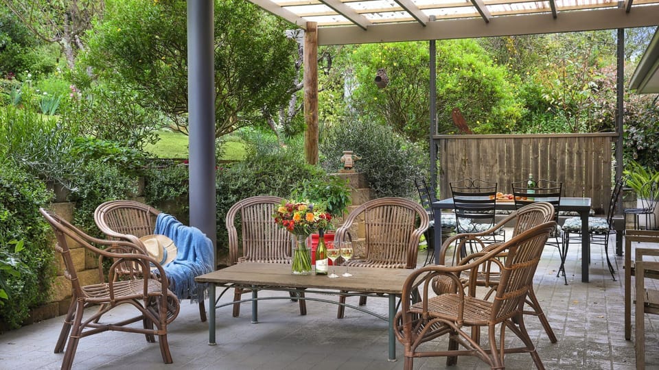 Outdoor entertaining | 3km to Morton National Park 