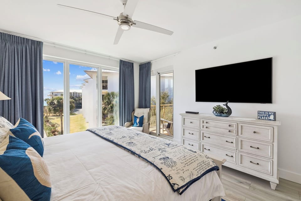 Primary King Suite - Balcony Access + Flat-Screen TV