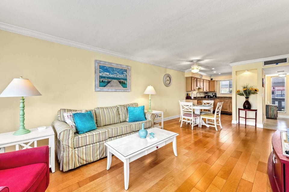 Bright & Breezy Living Room – Your Coastal Comfort Zone