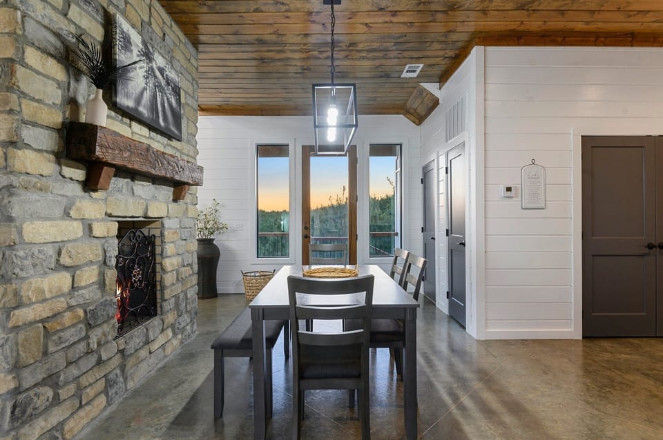 Upon entry you are greeted by a dining table that seats 6!
