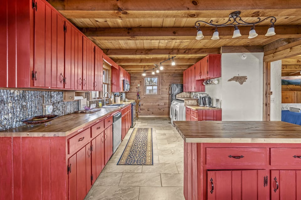 Kitchen space 