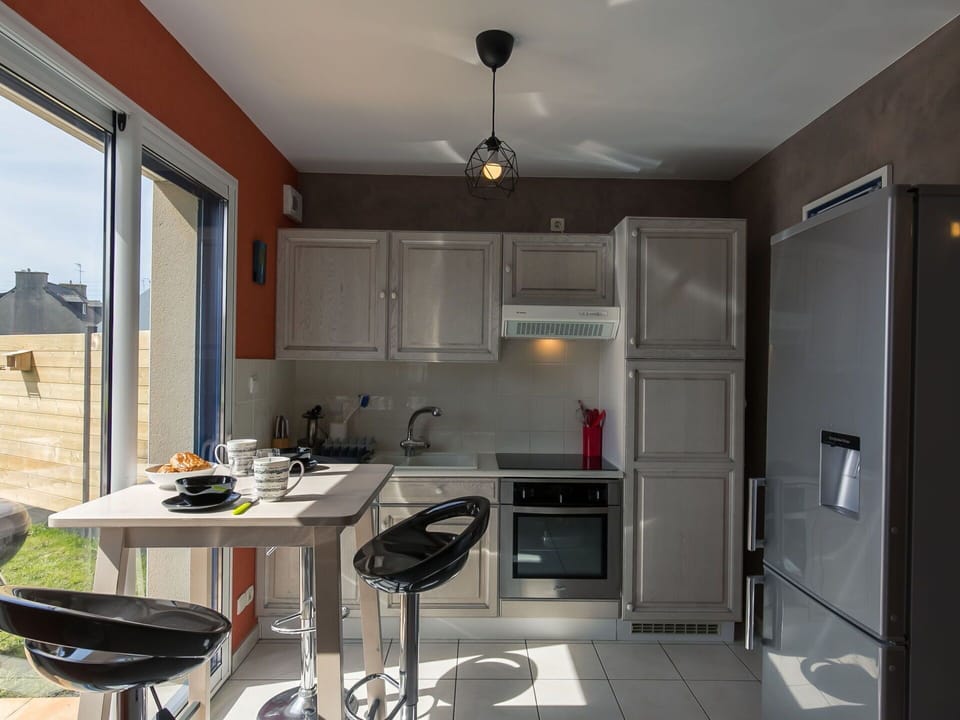 Plant, Furniture, Building, Property, Table, Chair, Shade, Window, Interior Design, Lighting