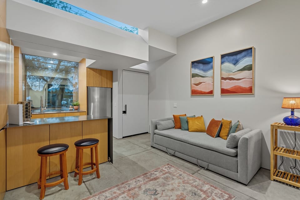 Living Room / Kitchen