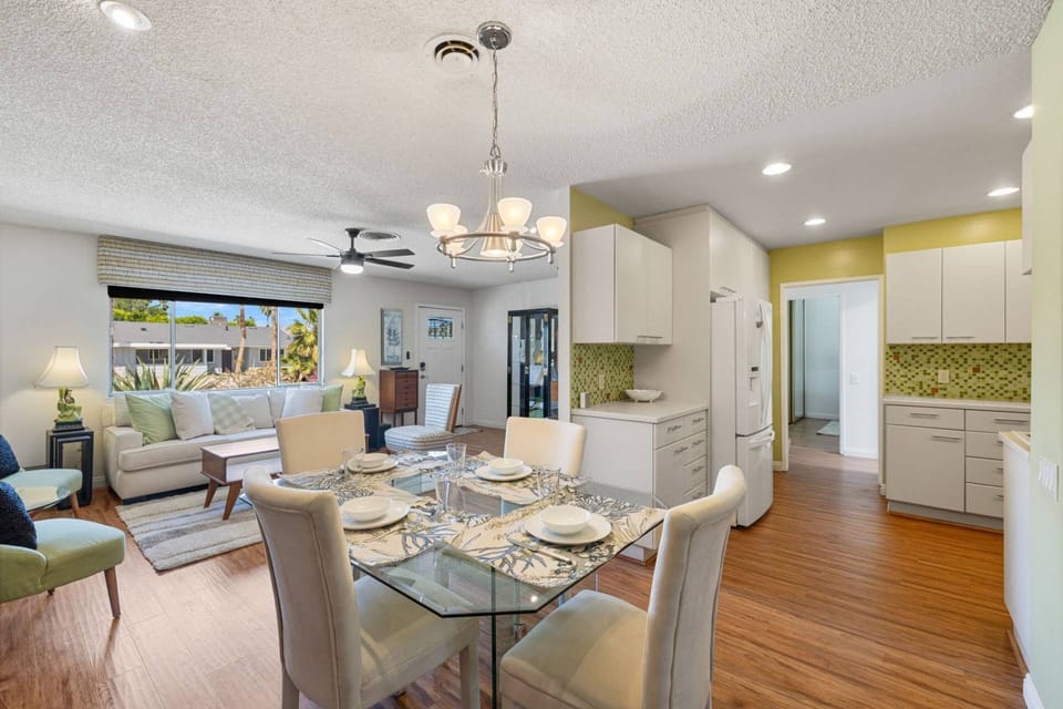 Dining Room for Four