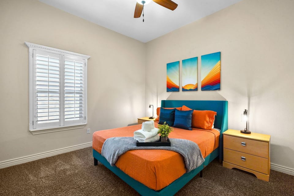 Bedroom 3 with queen sized bed