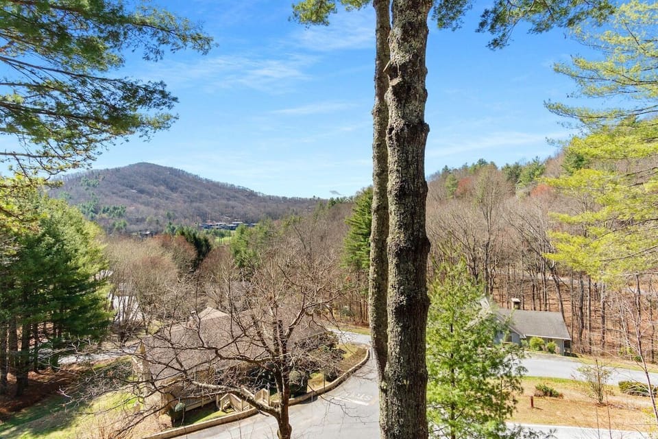 Enjoy beautiful views of the surrounding mountains from both the upper and lower decks.