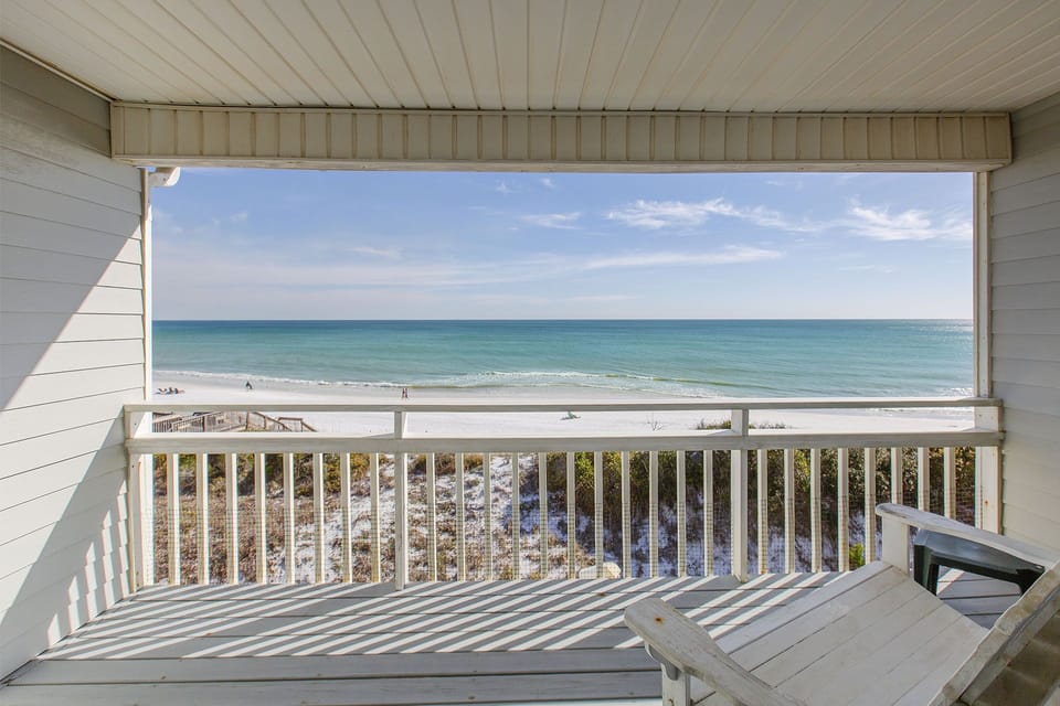 Sea-Haunts-3C-Primary-Bedroom-Balcony