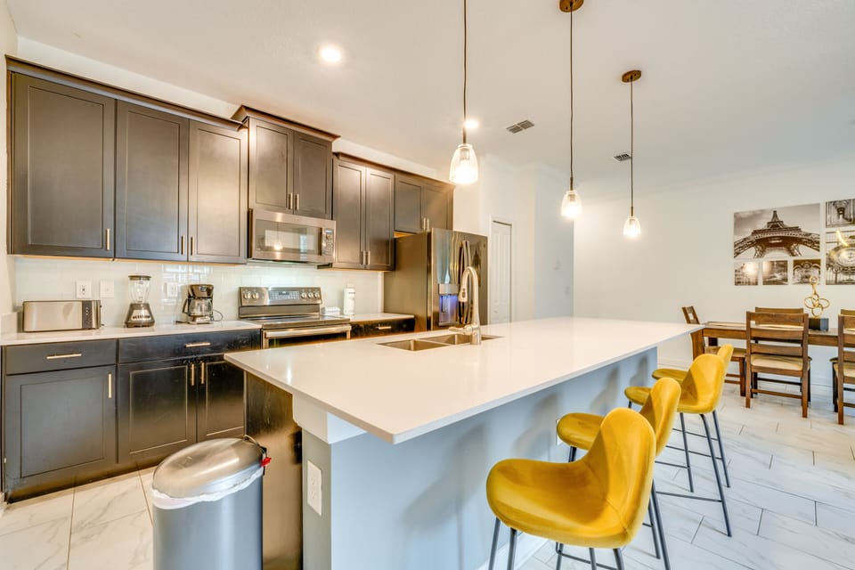 Kitchen | 1st Floor | Drip Coffee Maker | Blender | Toaster | Cooking Basics