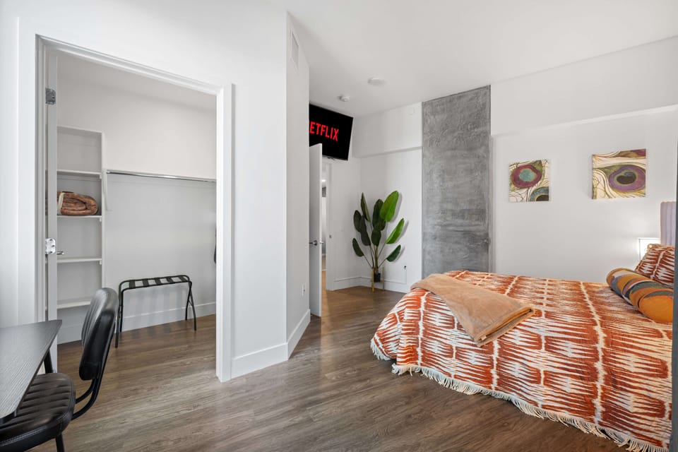 Park Lux PlayHouse Last Bedroom San Diego Downtown Luxury3