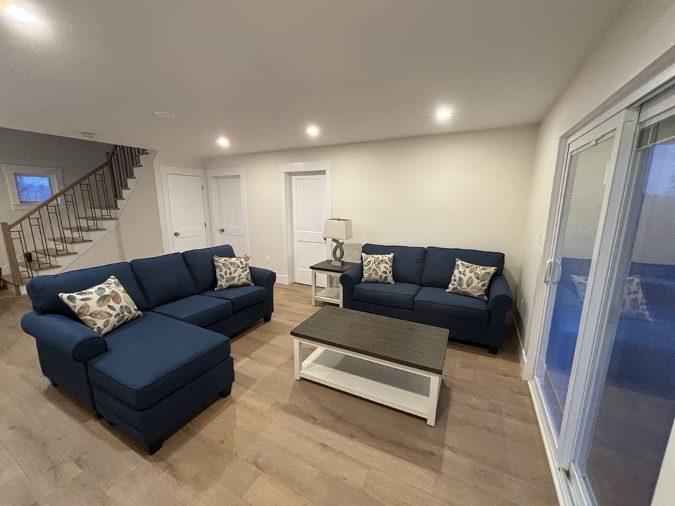 First floor living room with pull out sofa