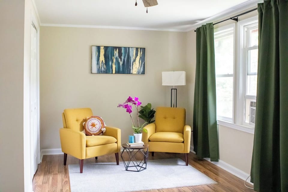 Sitting area in master bedroom 