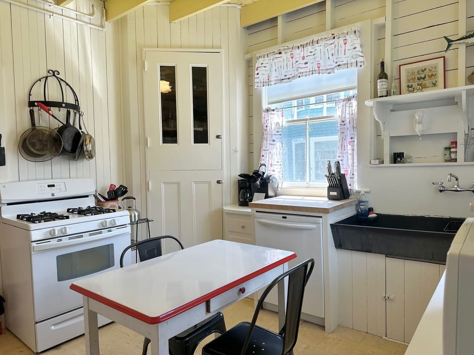Kitchen-
