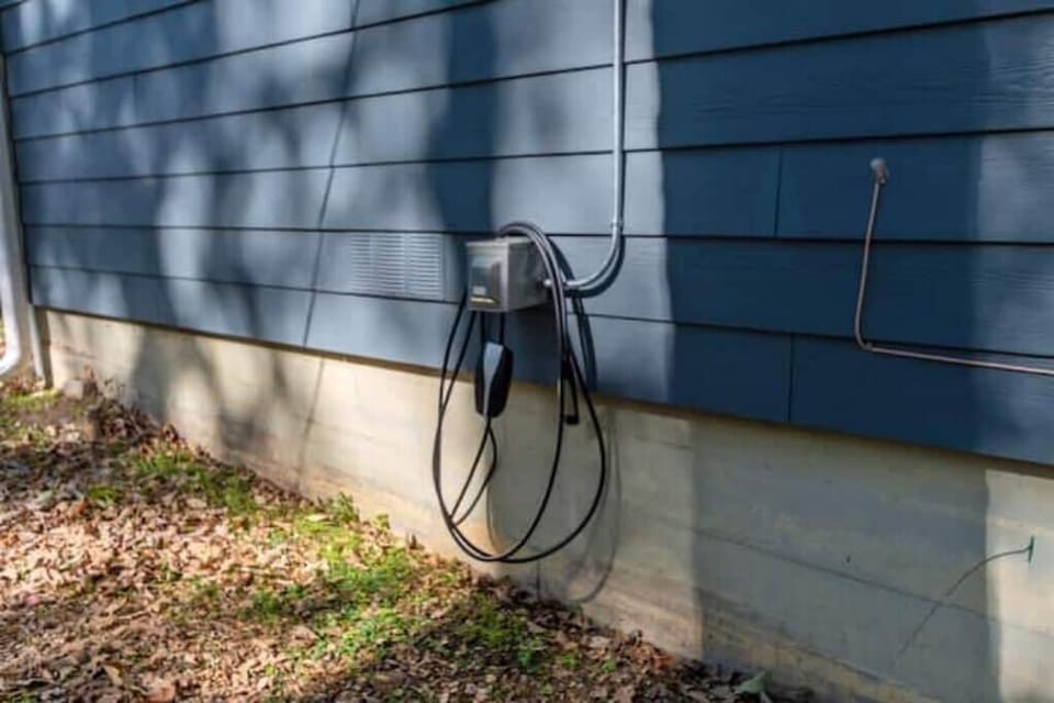EV Charging port
