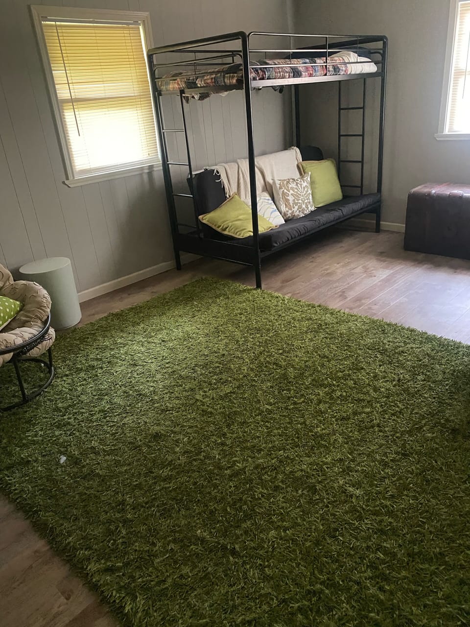 Property 1: xl bunk room