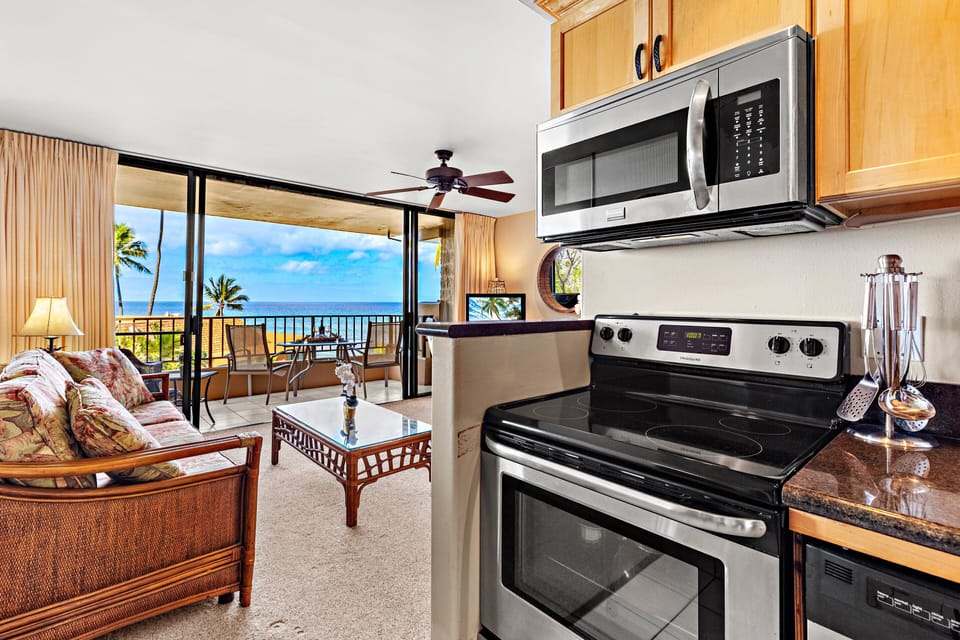 Fully-equipped kitchen