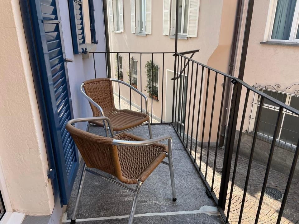 3rd balcony next to the kitchen.