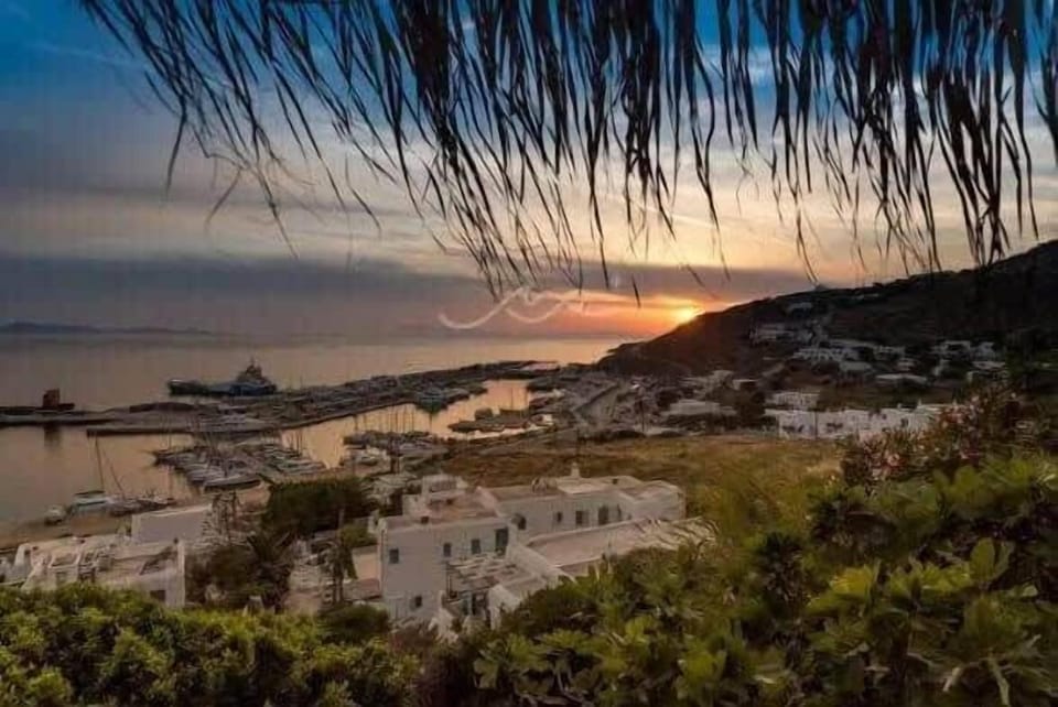 Sunset hour in Mykonos