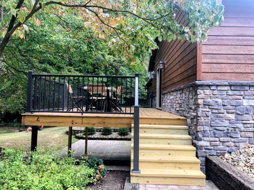 L-Back20Porch
