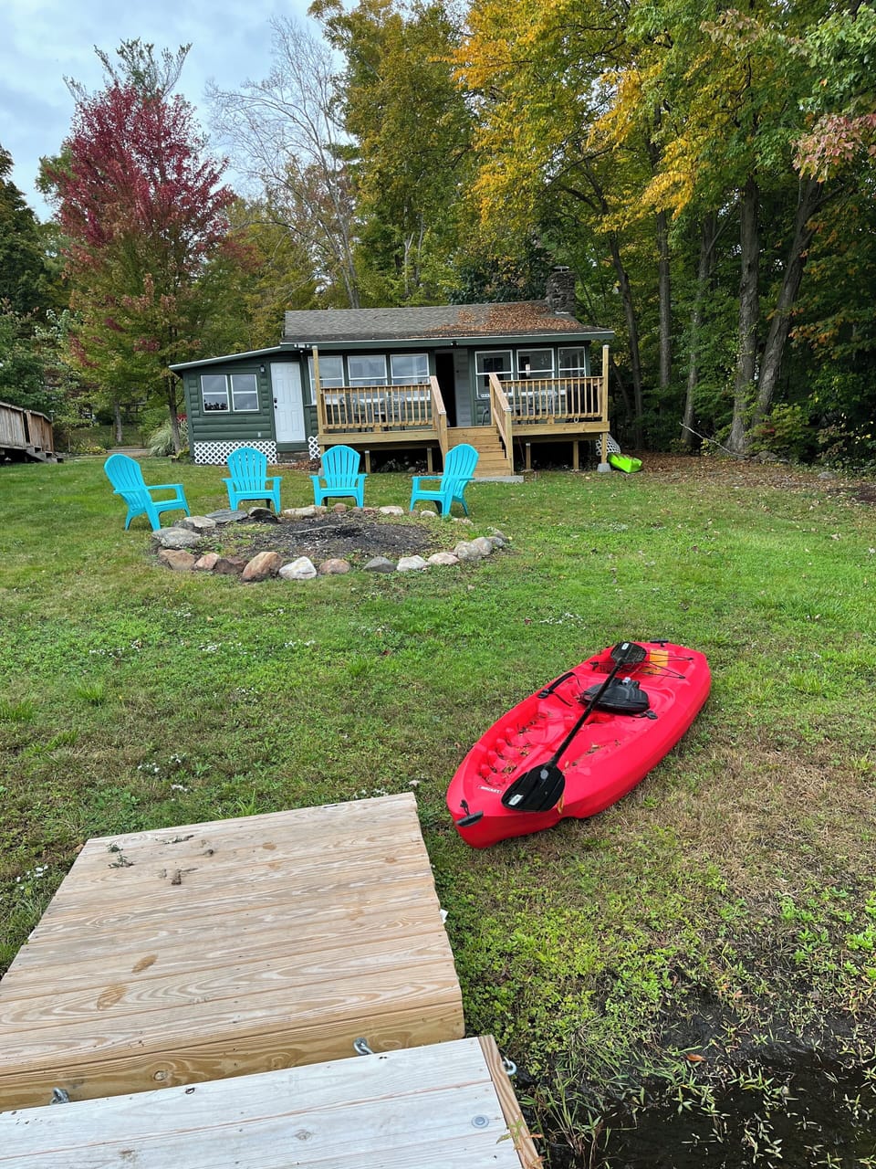 View of the cabin from the dock. The deck faces beautiful Lake Harwinton