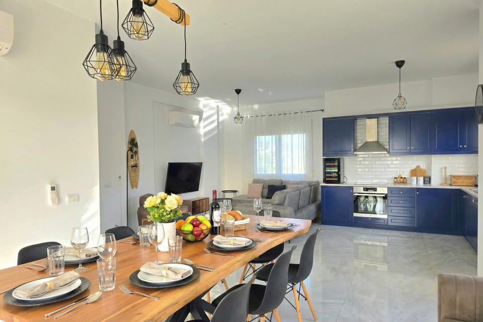 Living and dining room