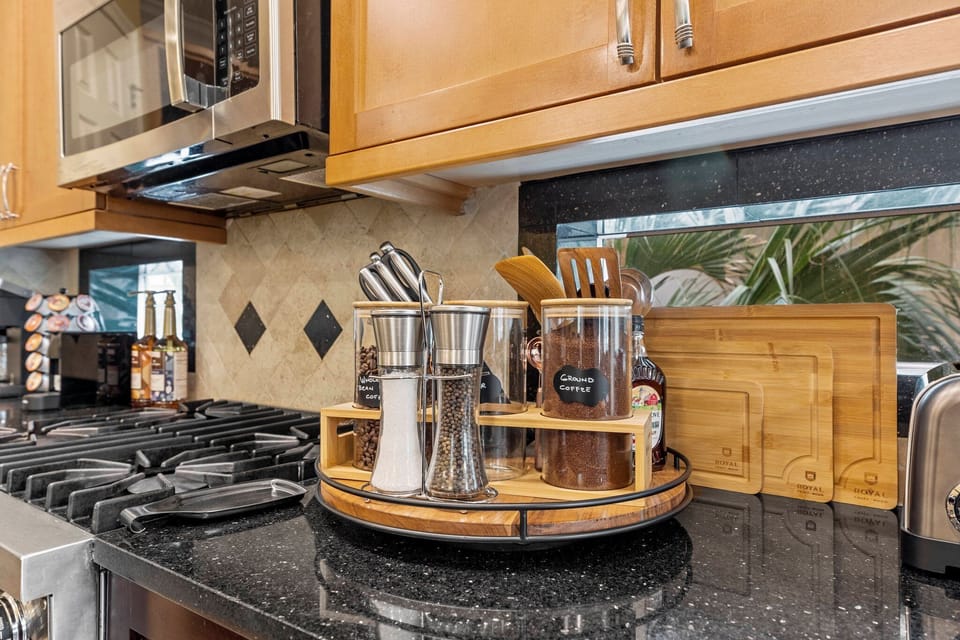 Indulge in the heart of the home with a kitchen space that's both welcoming and equipped for culinary adventures. 🍽️✨