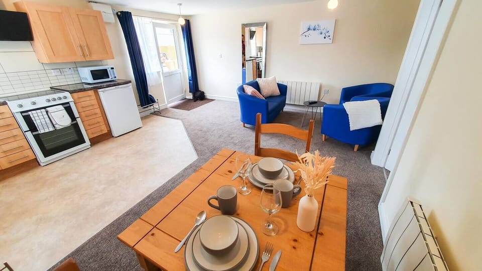 Living and dining area