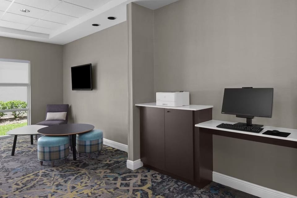 Catch up on emails with convenient on-site printing nearby.