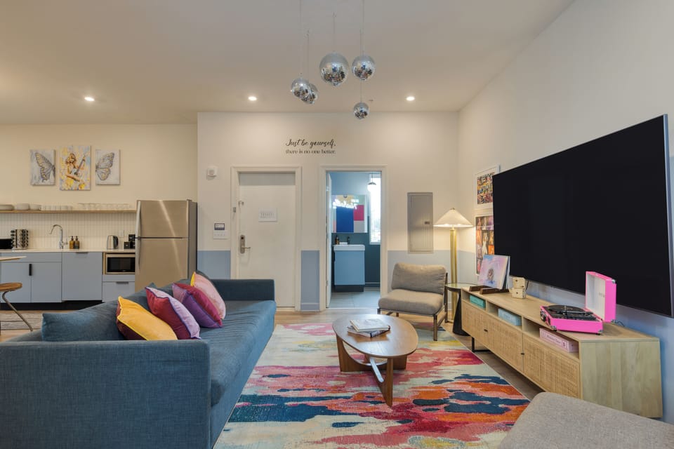 Open, airy, and ready for sing-alongs.