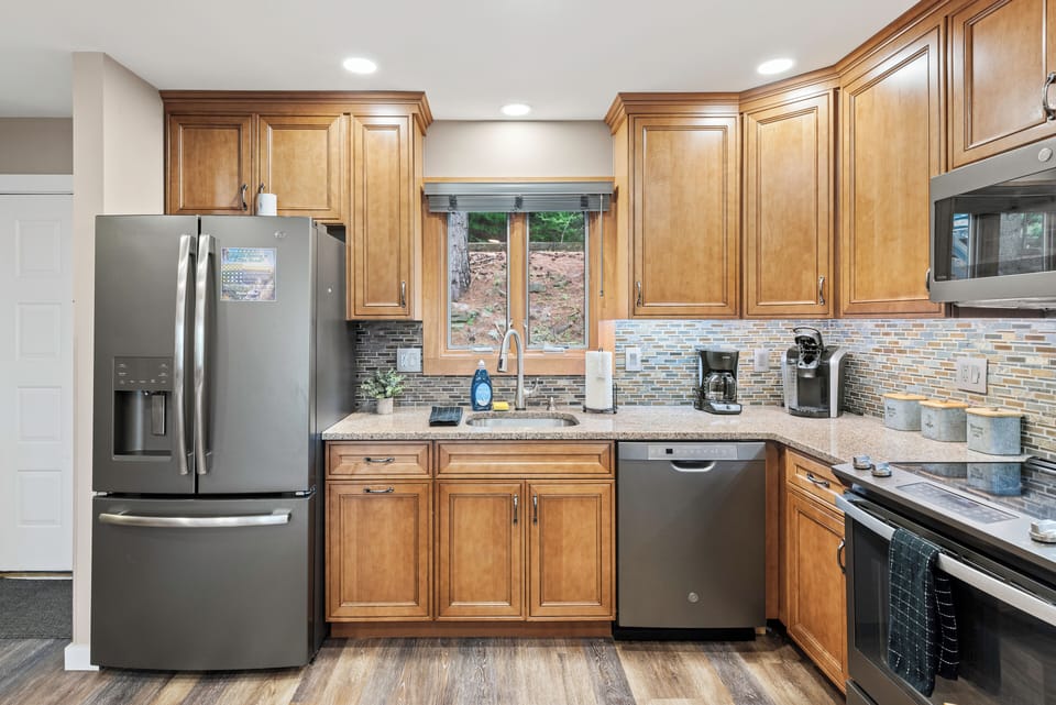 Fully equipped kitchen.