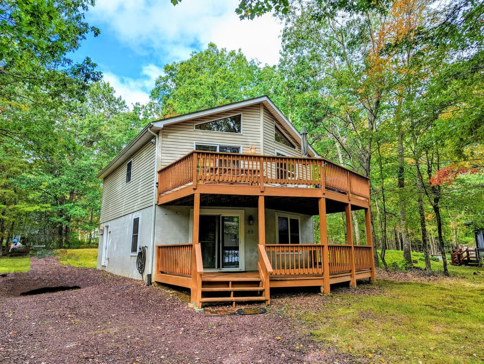 Welcome to The Bear Foot Lodge!