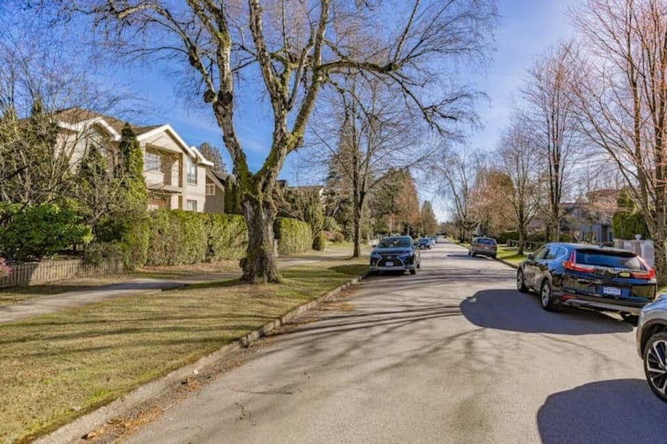 Free Street Parking