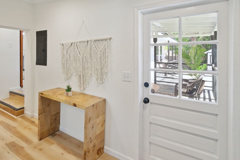 Indoors, Hardwood, Floor, Flooring, Furniture