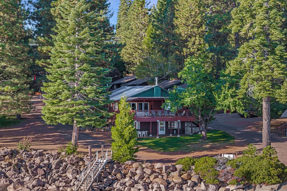 Lake Almanor Cabin 11 is the top unit