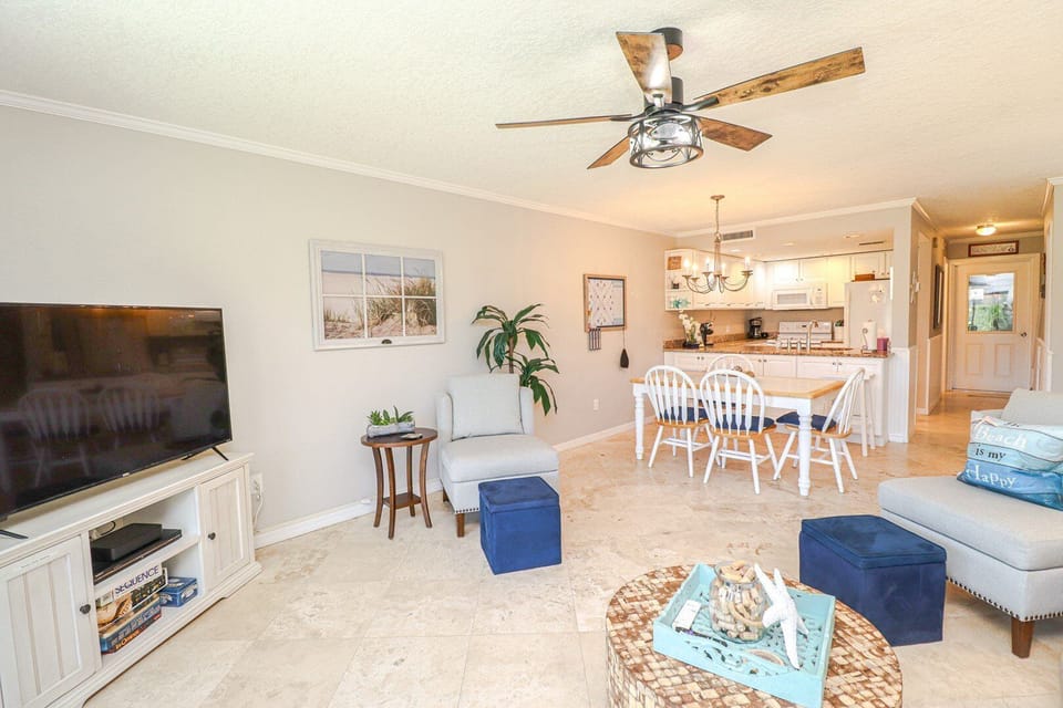St. Augustine Beach Rentals Living Room
