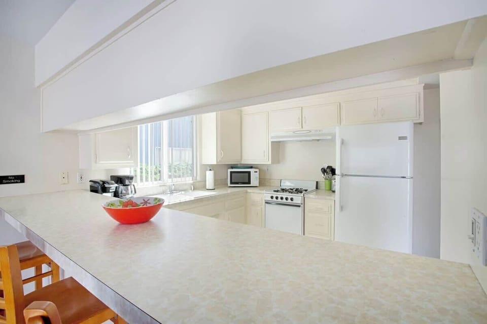 Breakfast Bar